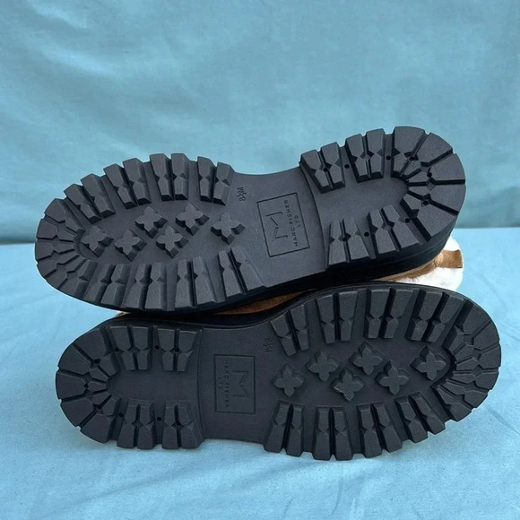 NWOT- Marc Fisher Pierson Lug Sole Bootie Size 8.5 - Picture 6 of 10